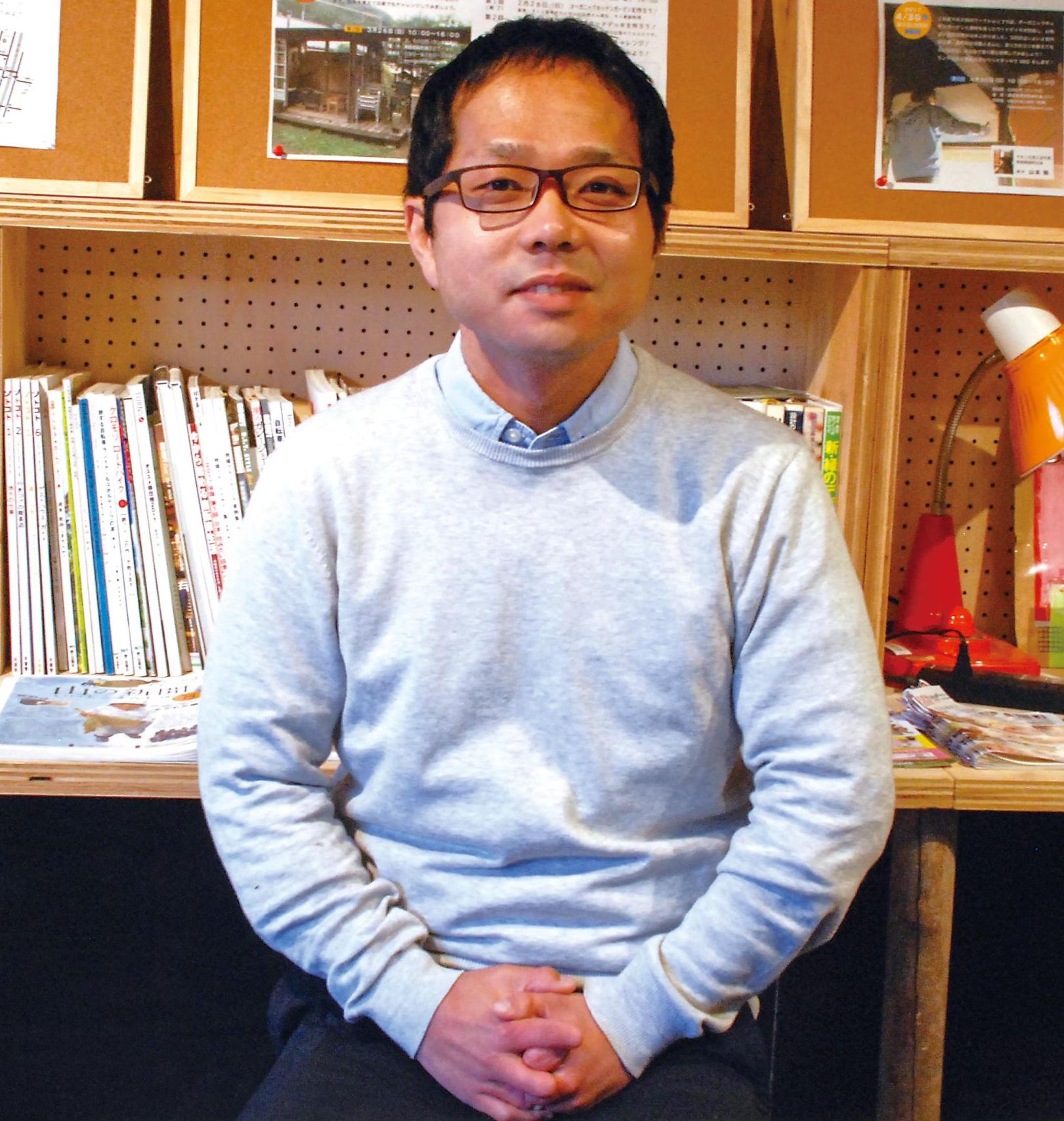 岩瀬 進哉 氏