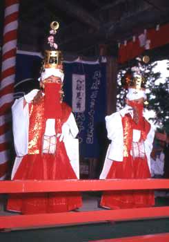 八初児 ( やつはち )の2人の写真