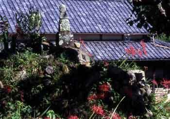 禅勝房の 入定 ( にゅうじょう ) 塚の写真
