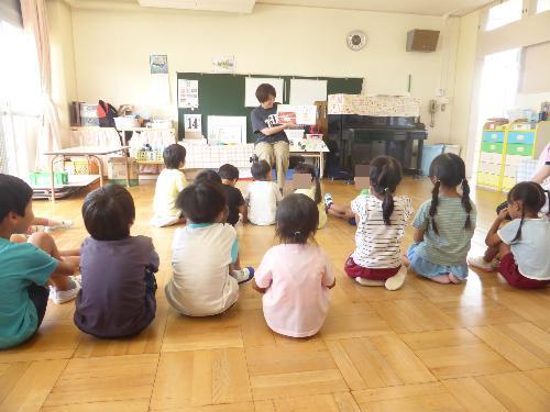 お母さん先生の読み聞かせ