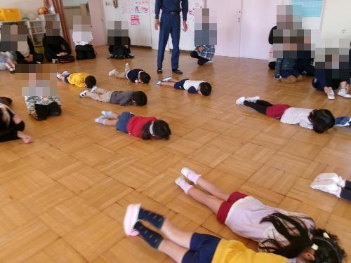 ストップ、ドロップ＆ロール