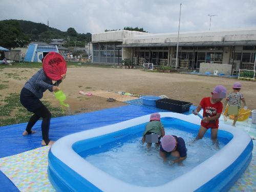 水遊び
