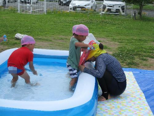 水遊び