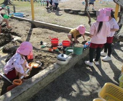 ごちそういっぱいつくったよ2