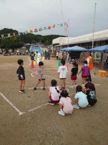 年長児のハロウィンの競争